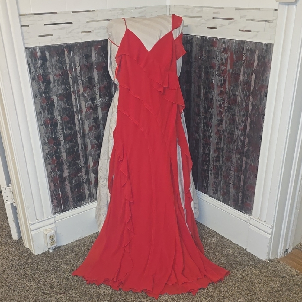 Elegant Red Evening Gown
